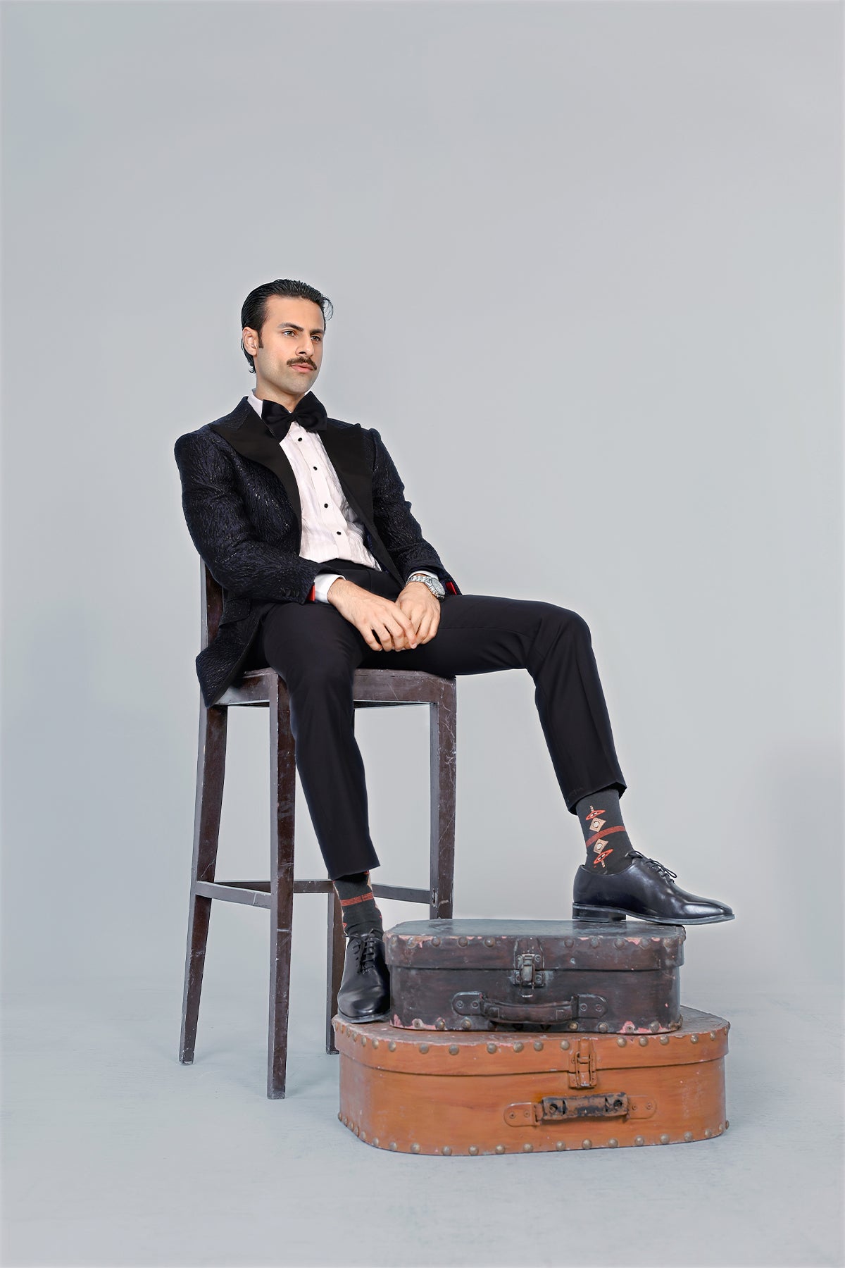 Navy Peak Lapel Jacquard